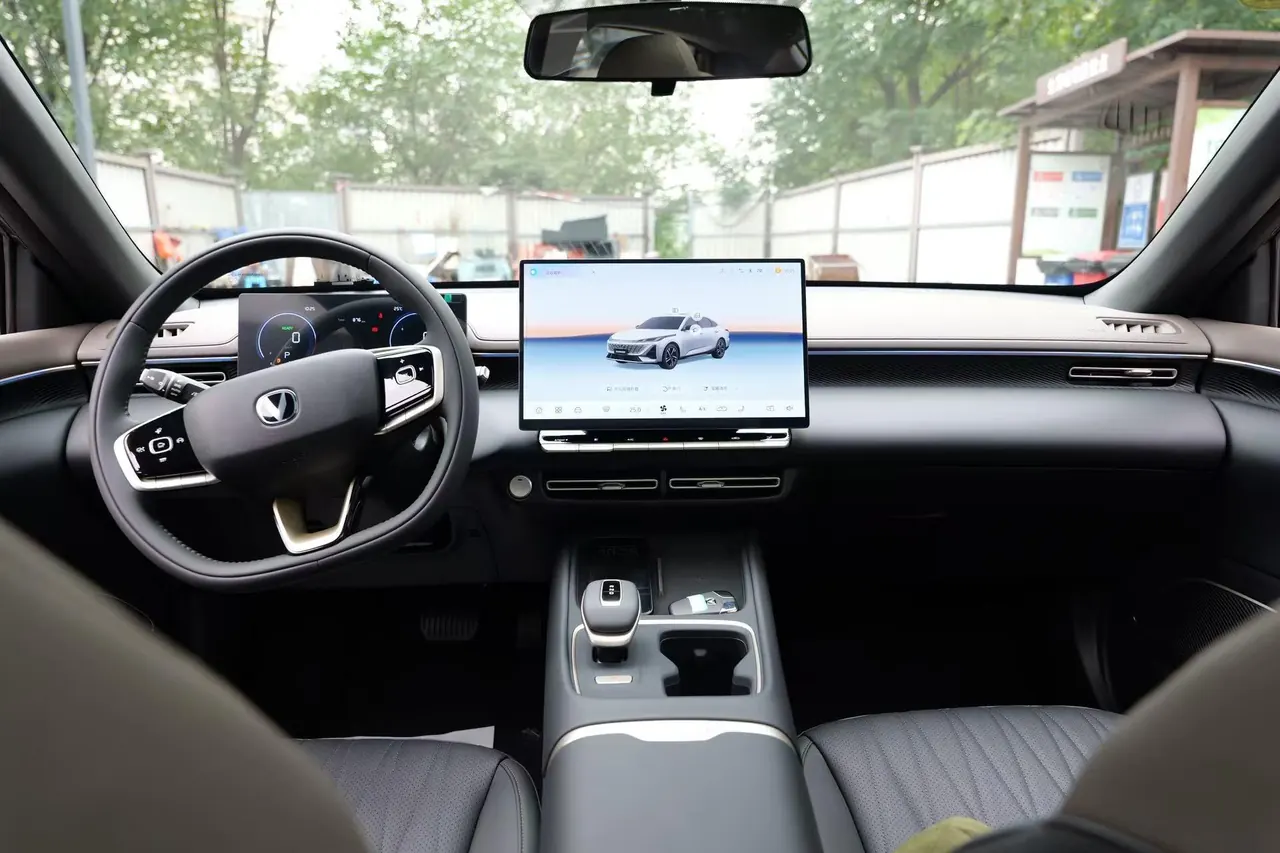 ChangAn 2026 Yidong HEV 1.5 Blue Whale Super Qing Zhixiang Automatic Gear 7