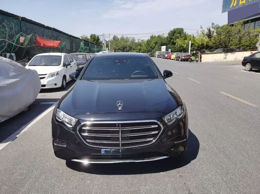 Mercedes Benz E-Class 2025 model E 300 L 48V 2.0T Luxury Edition Automatic 2
