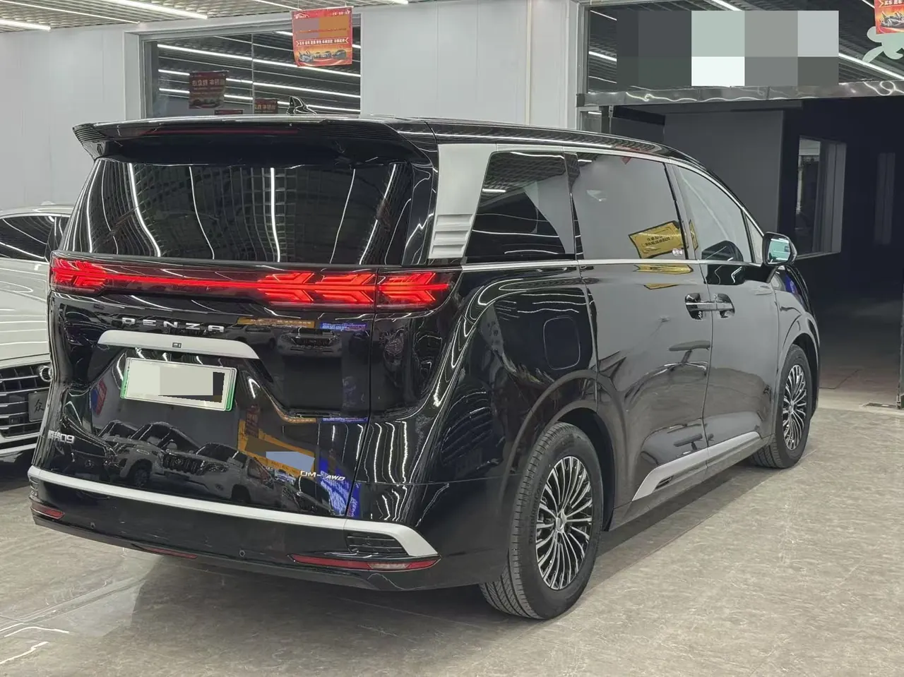 Denza 2024 Denza D9 DM-i 1.5T stepless 980 four-wheel drive distinguished automatic gear 8
