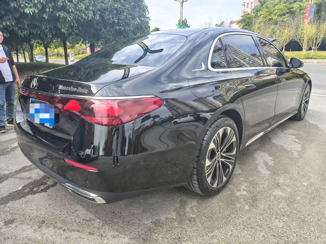 Mercedes Benz E Class 2025 E 300 L 48V 2.0T Luxury Sports Automatic 9