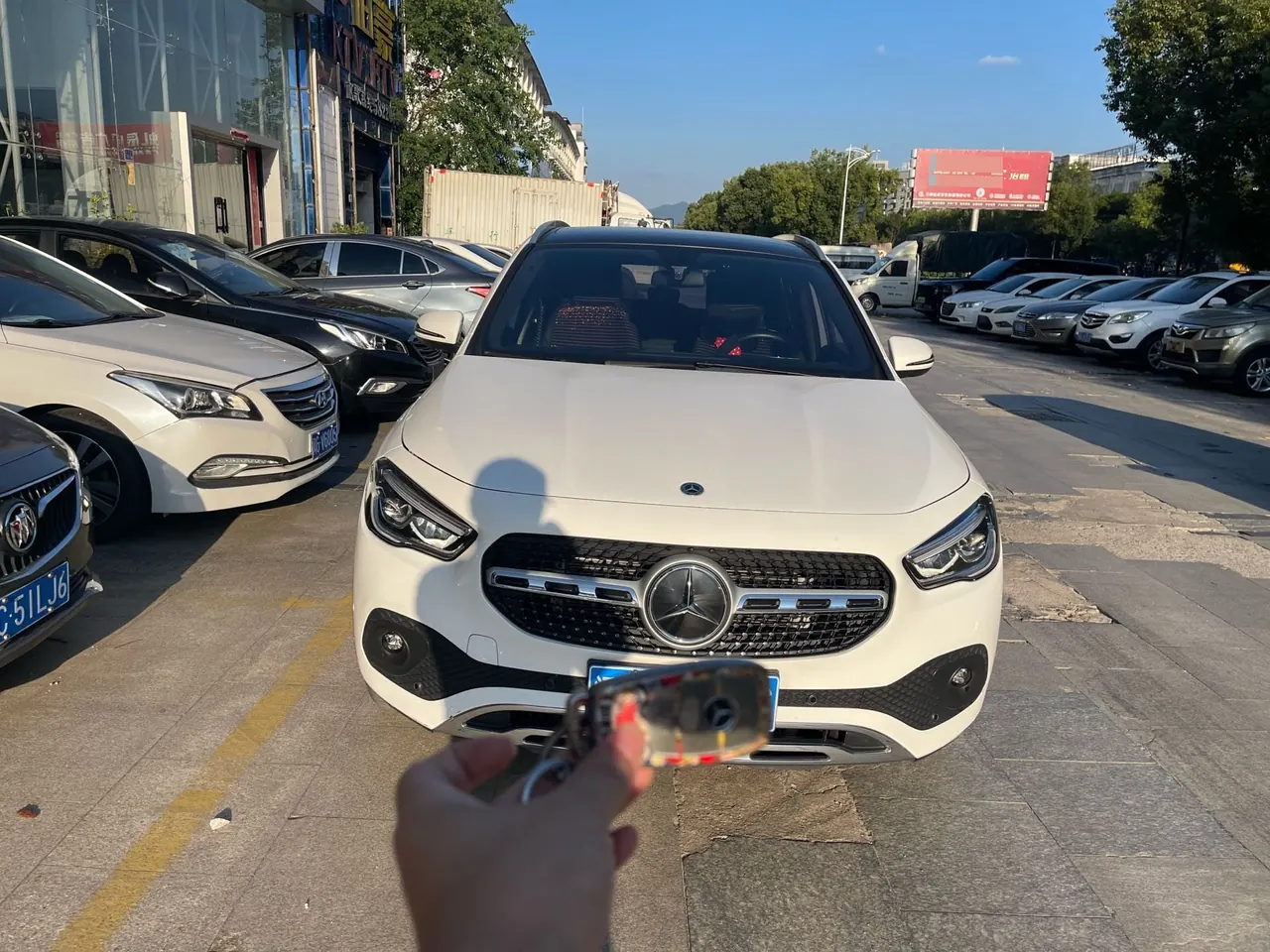 Mercedes Benz 2020 GLA 200 1.3T automatic gear 2