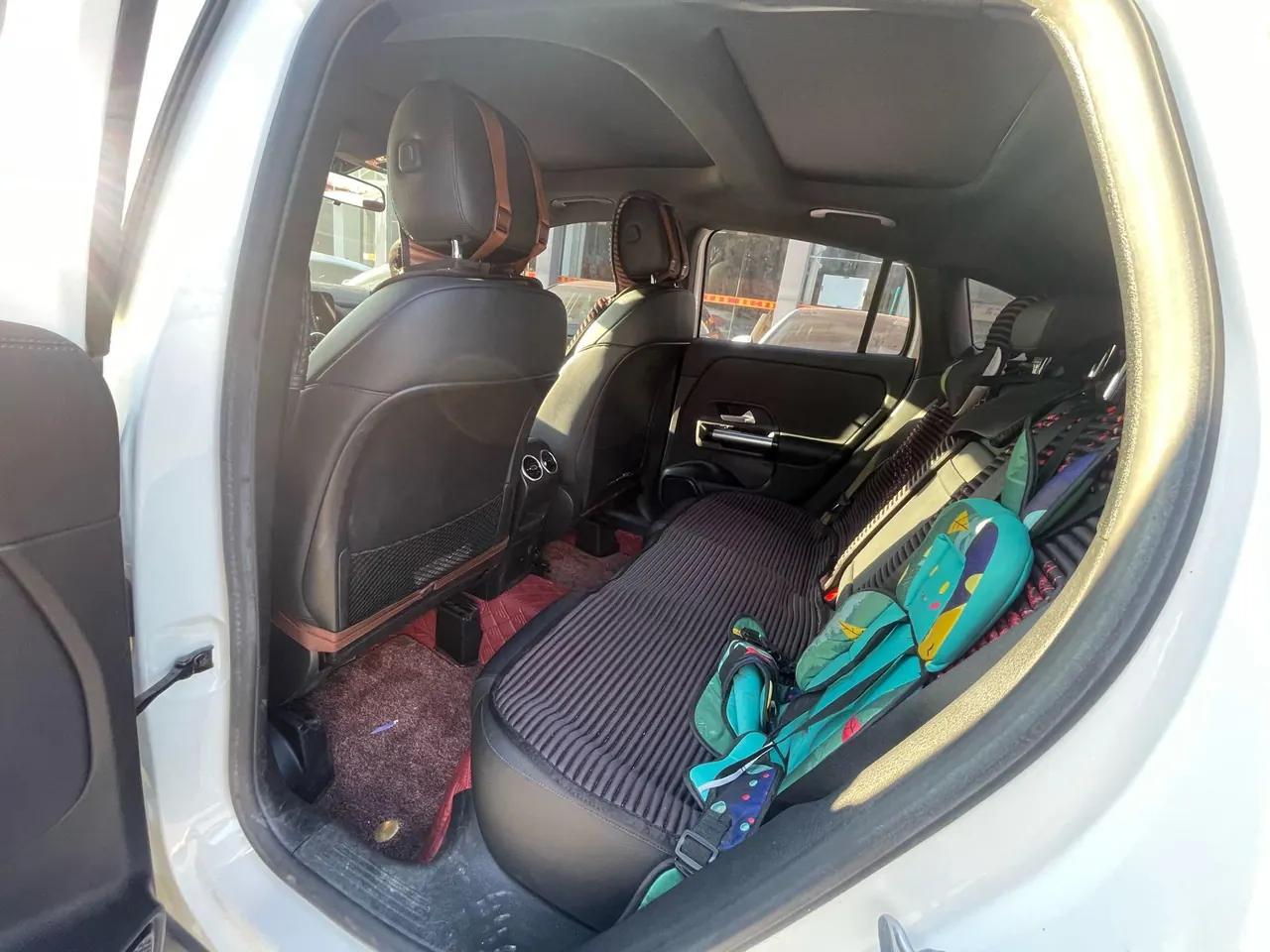 Mercedes Benz 2020 GLA 200 1.3T automatic gear 5
