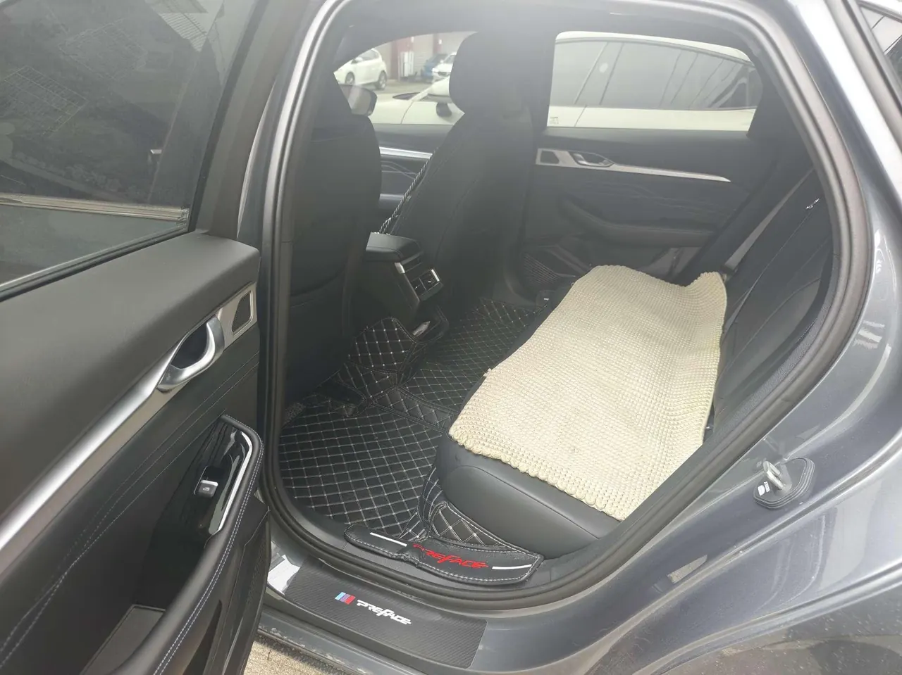 Geely 2025 xingrui 1.5TD oriental obsidian soaring version automatic gear 4