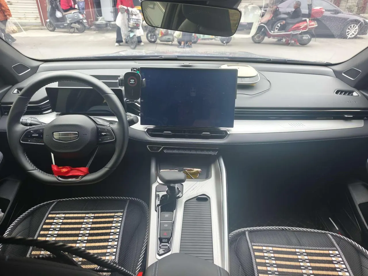 Geely 2025 xingrui 1.5TD oriental obsidian soaring version automatic gear 6