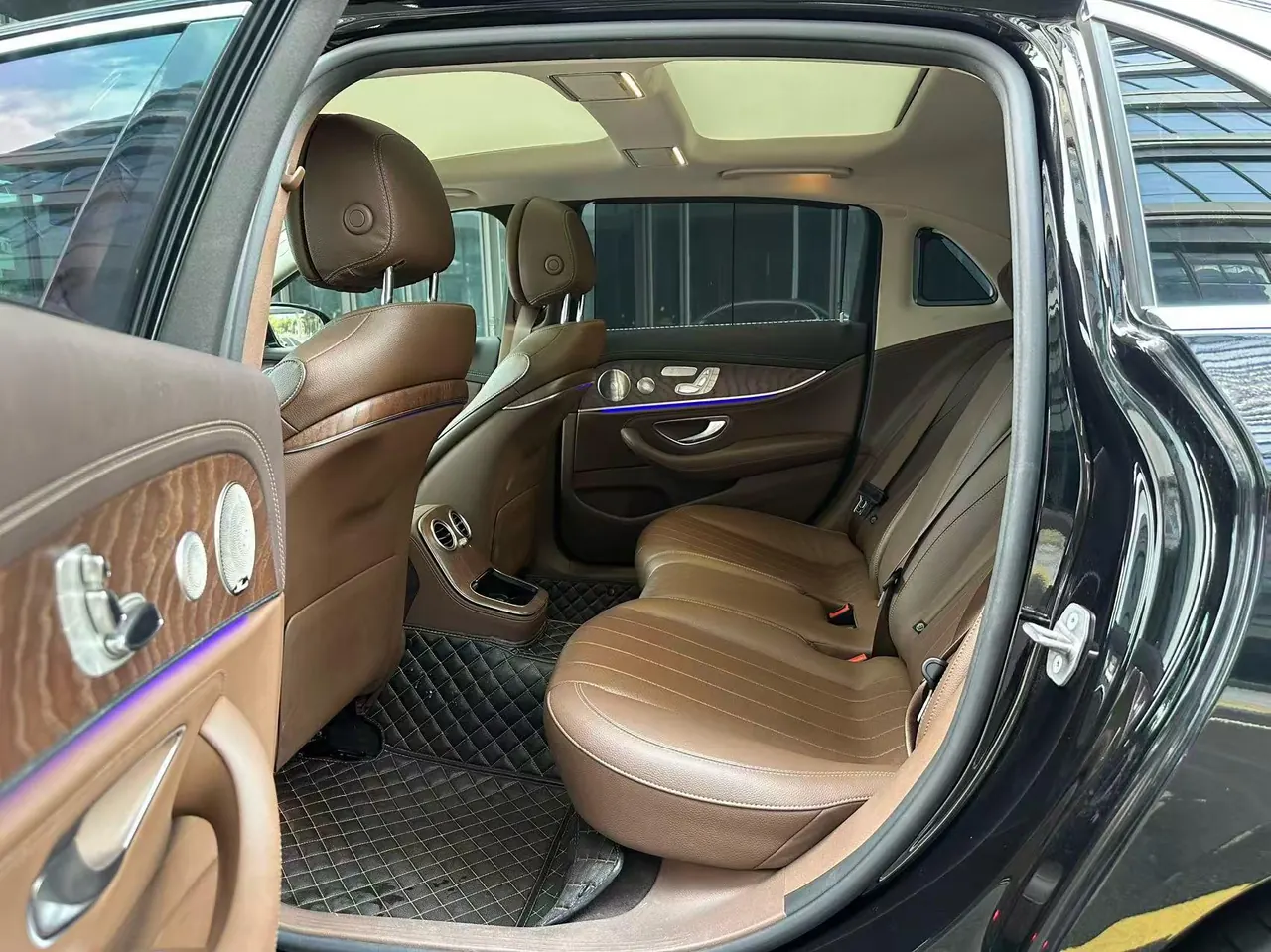 Mercedes Benz E Class 2023 E 300 L 2.0T Luxury Automatic Gear 6