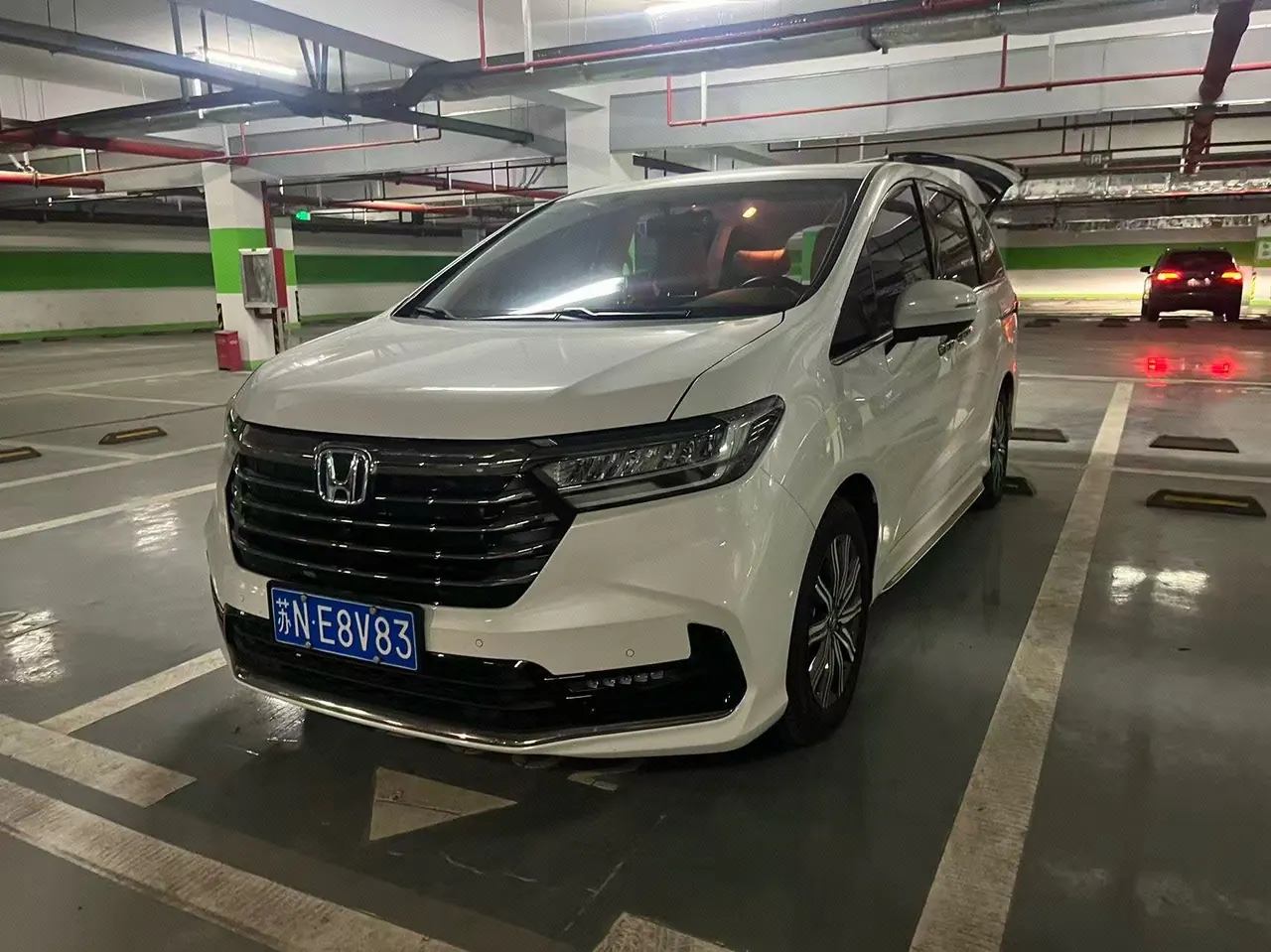 Honda 2024 Odyssey Hybrid 2.0 Stepless Sharp and Pleasant Edition Automatic Gear - View 1
