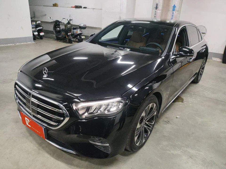 打开图片灯箱:Mercedes Benz E-Class 2026 model E 300 L 48V 2.0T Luxury Edition Automatic