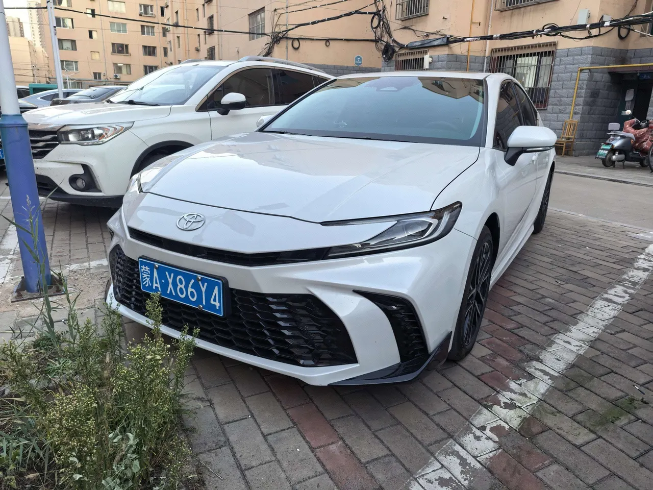 Open image lightbox: Toyota 2026 Camry Dual Engine 2.0HGVP Stepless Deluxe Automatic Gear