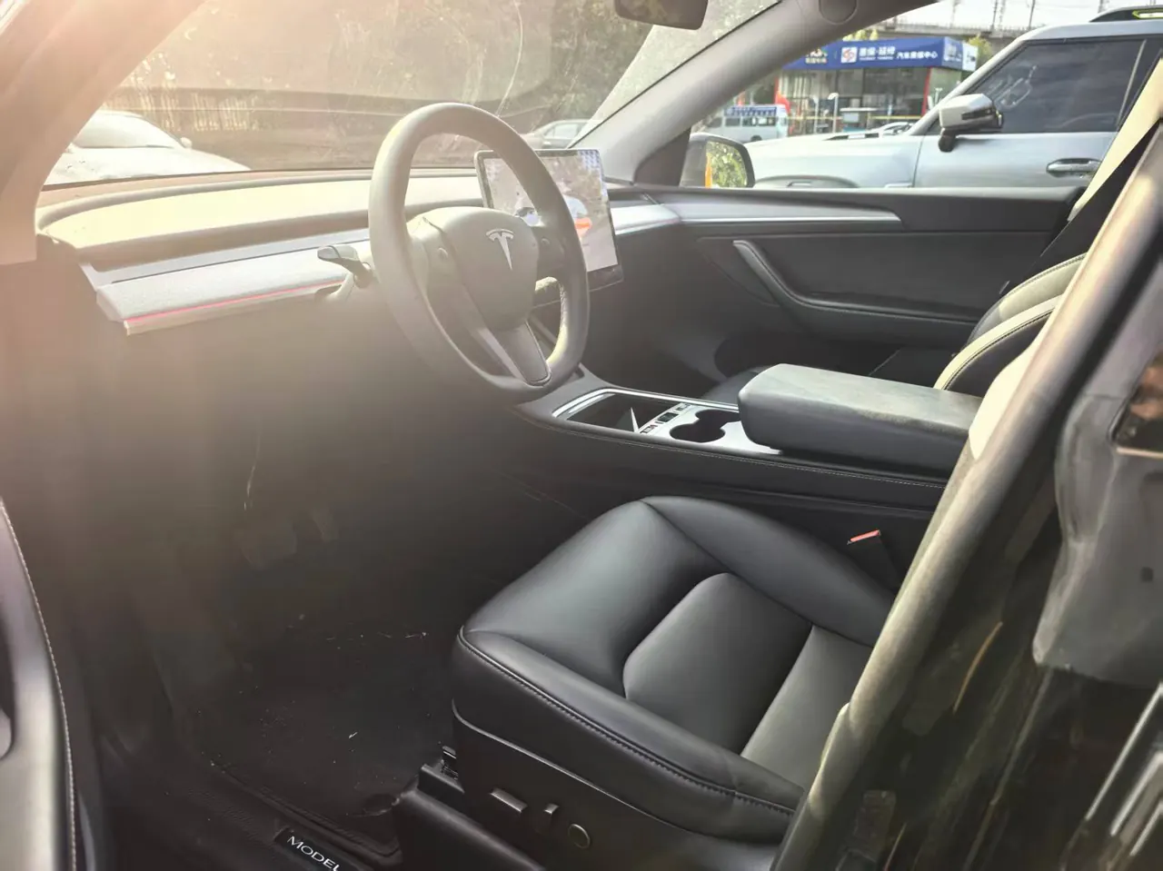 Tesla 2023 Model Y long endurance all-wheel drive version automatic transmission 5