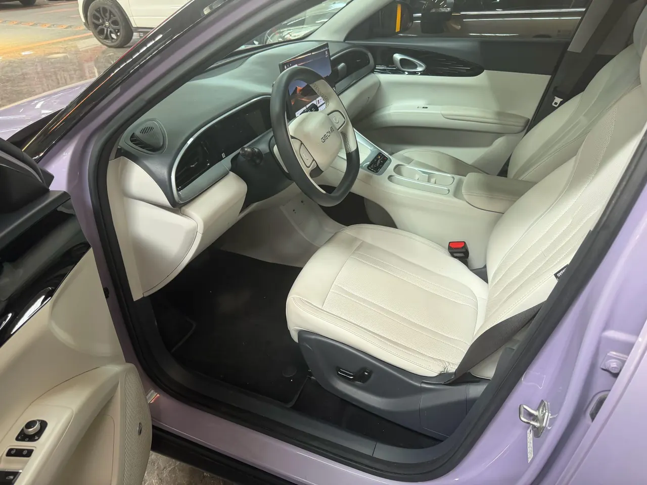 Geely 2025 Star Wish UP 410km Discovery Edition Automatic Gear 4