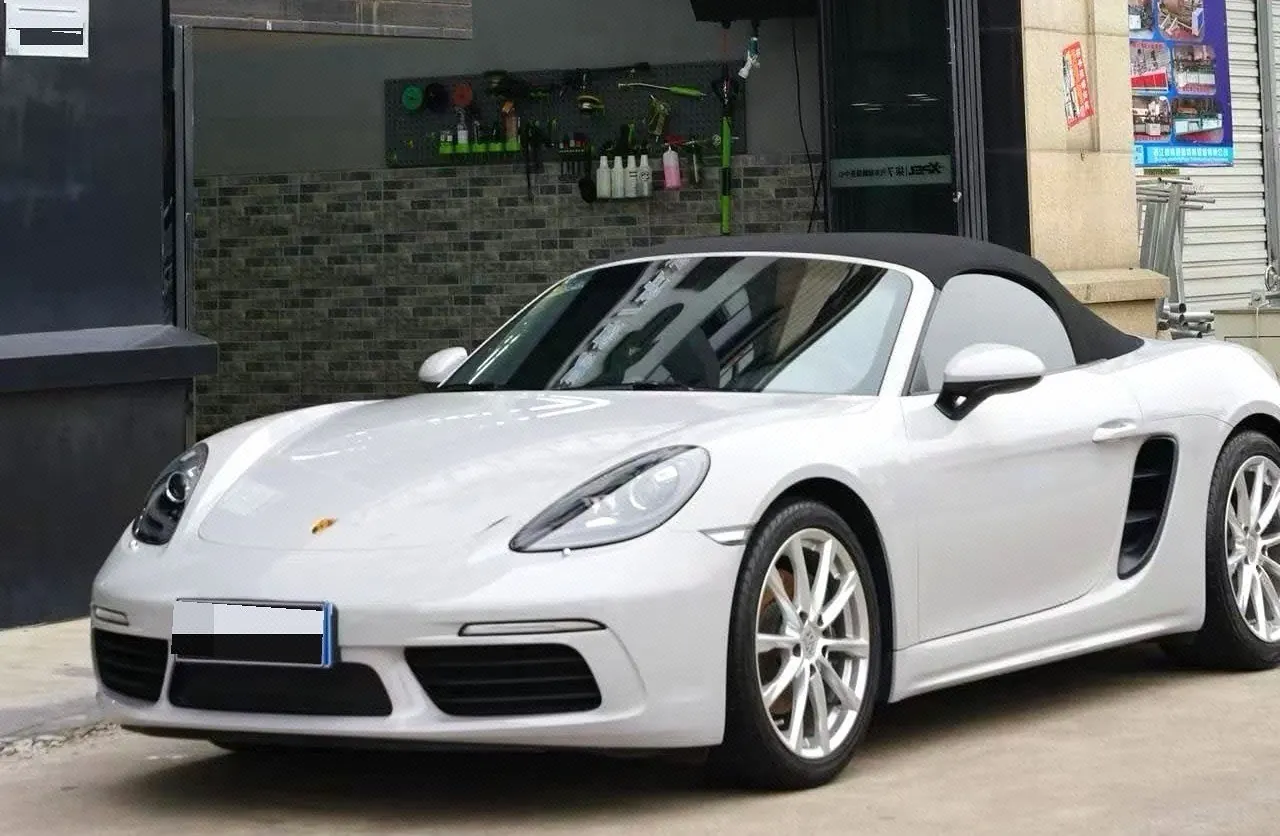 Open image lightbox: Porsche 718 (Imported) 2020 718 Boxer 2.0T Automatic