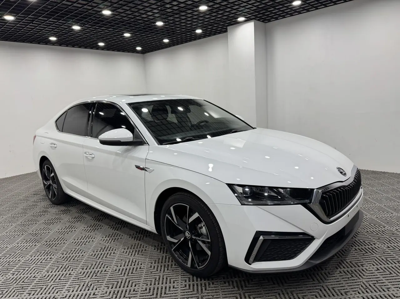 Skoda 2023 Ming Rui PRO 1.4TSI TSI280 Premium Edition (Modified) Automatic Gear 2