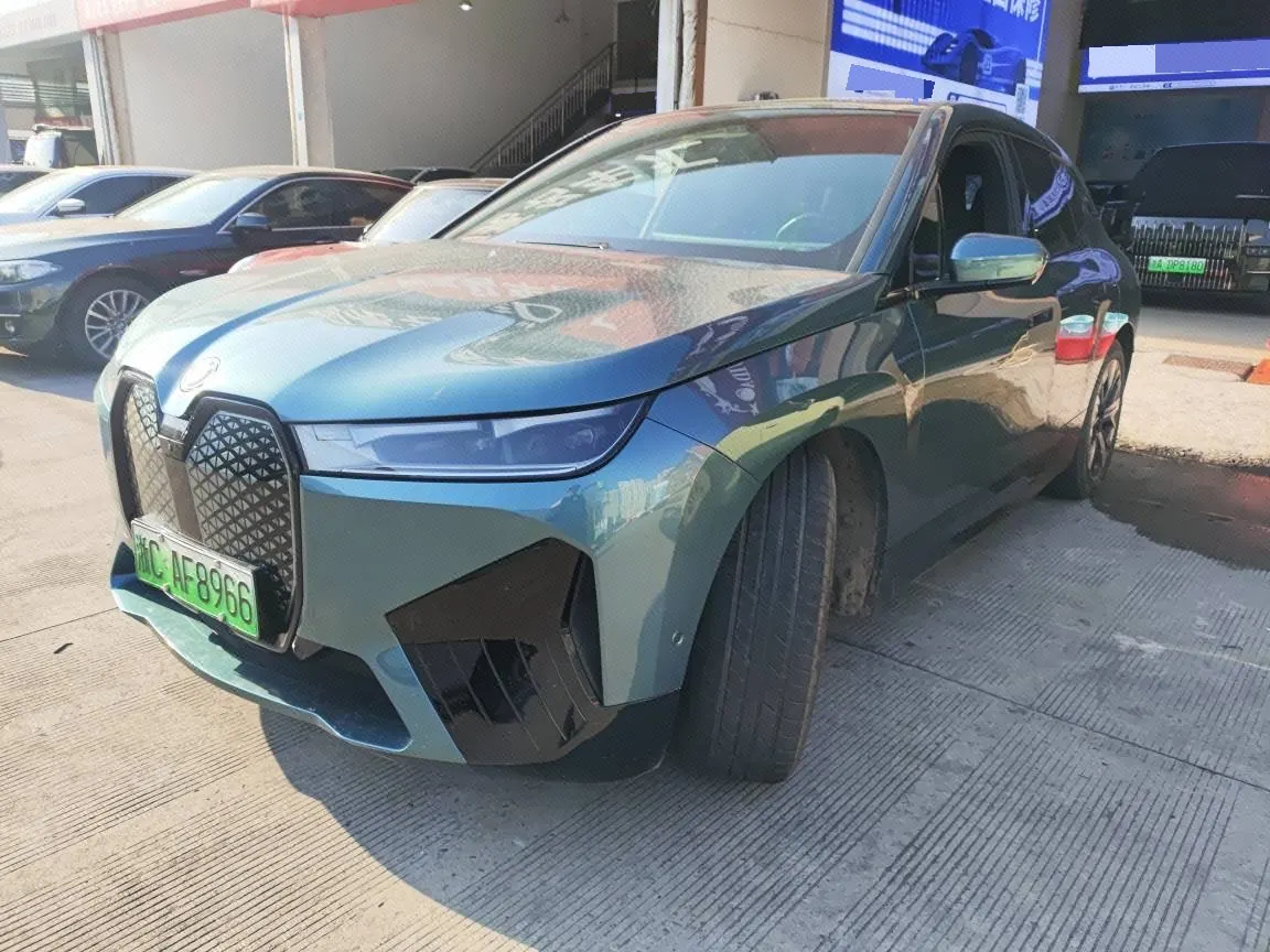 BMW iX (Imported) 2023 iX xDrive40 xDrive40 Automatic - View 1