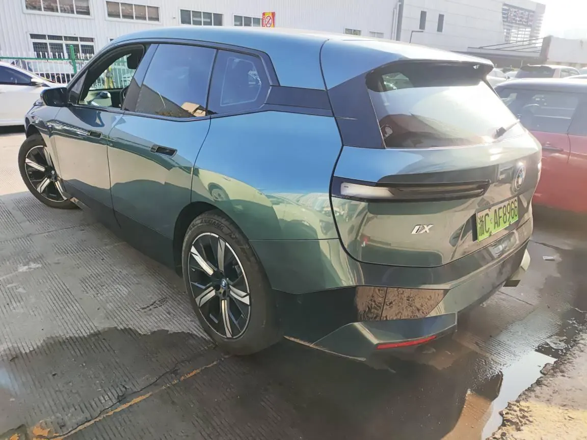 BMW iX (Imported) 2023 iX xDrive40 xDrive40 Automatic 3