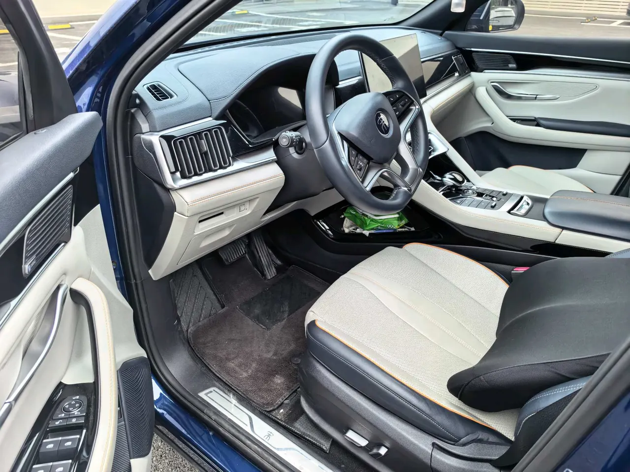 BYD Song PLUS New Energy 2022 Song PLUS DM-i 1.5 Stepless 110KM Flagship PLUS 5G Edition Automatic Gear 3