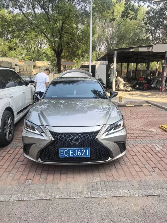 Lexus ES (Imported) 2020 ES260 F SPORT 2.5 Automatic Gear 2