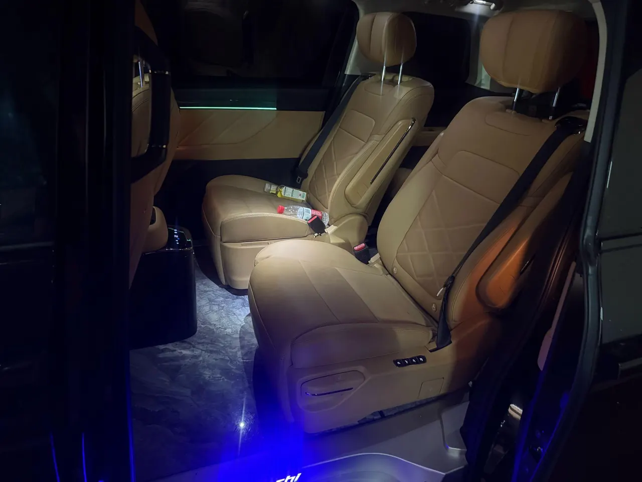 Chuanqi 2024 E8 2.0 150km Longteng Starry Night Automatic Gear 11