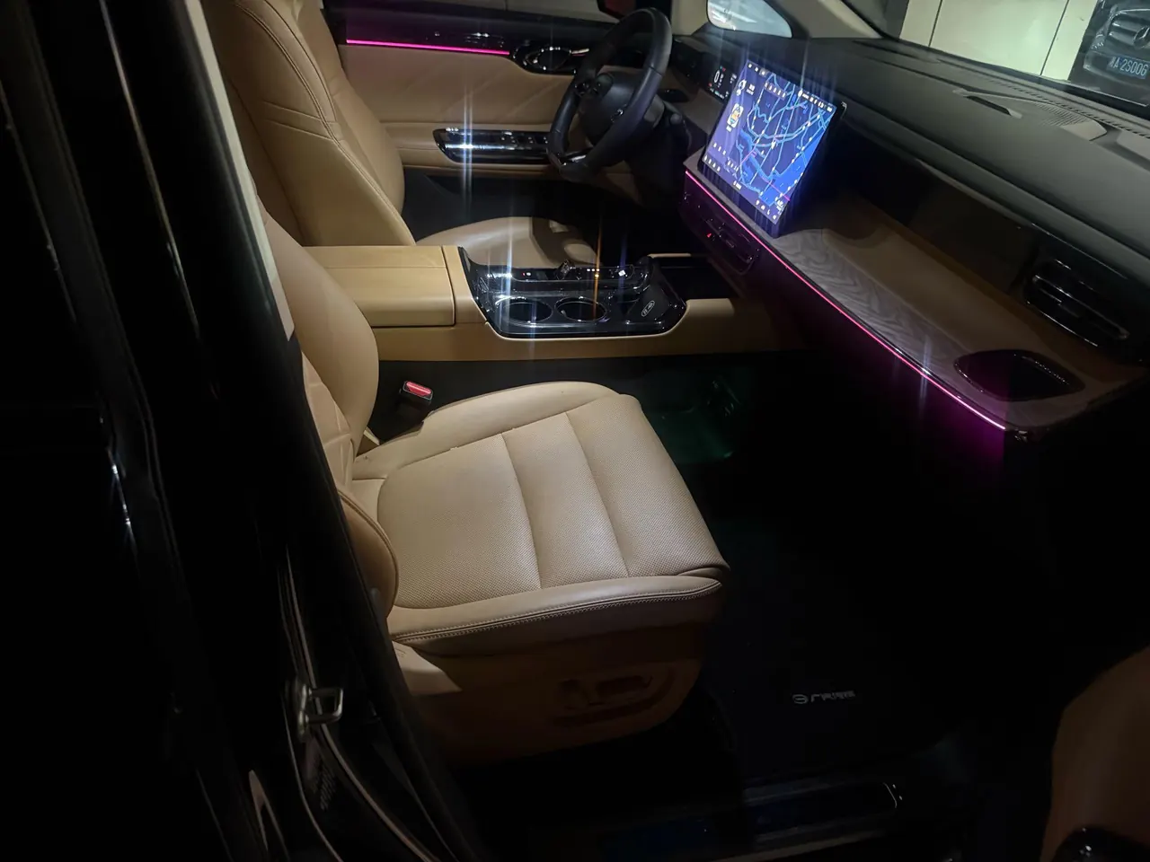 Chuanqi 2024 E8 2.0 150km Longteng Starry Night Automatic Gear 5