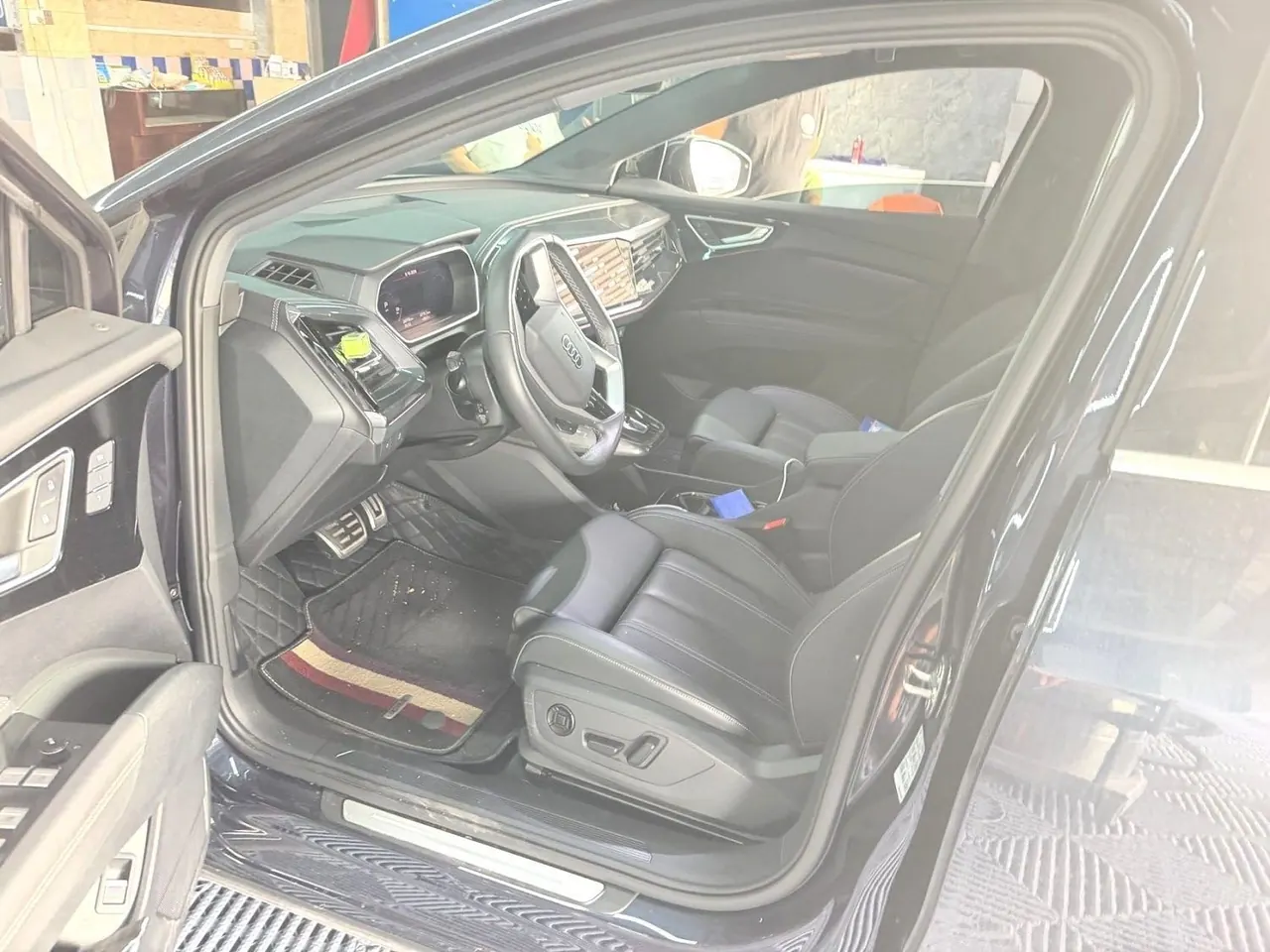 Audi 2024 Q4 e-tron 40 Creation Edition Automatic Gear 4