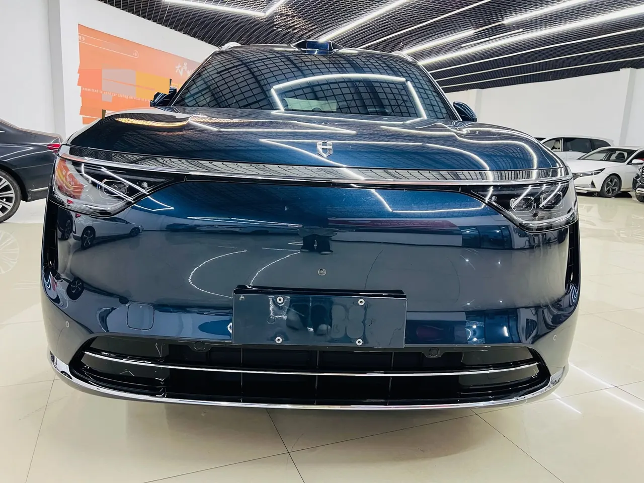 AITO 2025 AITO M8 Max Edition 53.4kWh 6-seat Edition Automatic Gear 2