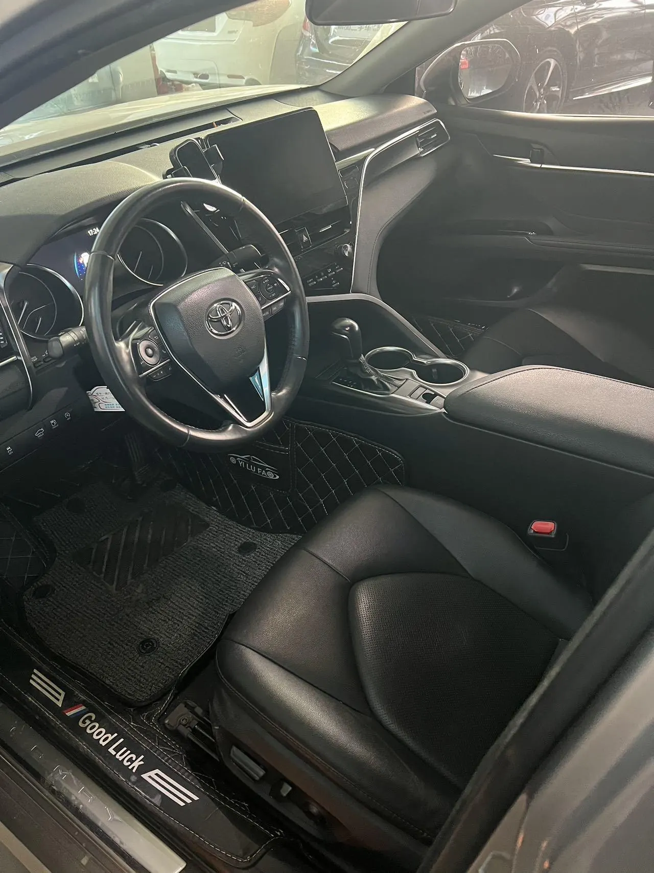 Toyota 2021 Camry 2.0G Stepless Deluxe Edition Automatic Gear 4
