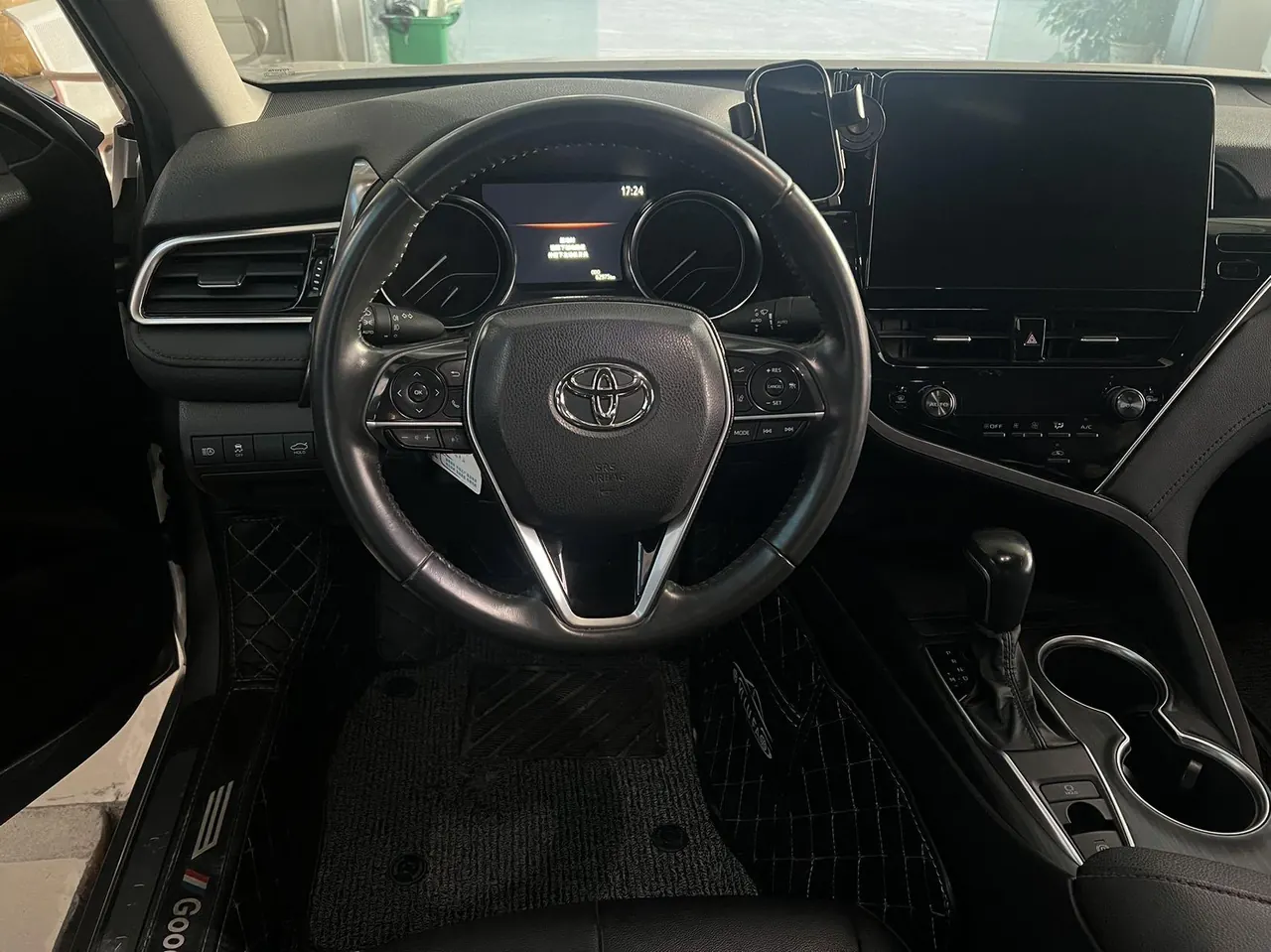 Toyota 2021 Camry 2.0G Stepless Deluxe Edition Automatic Gear 5