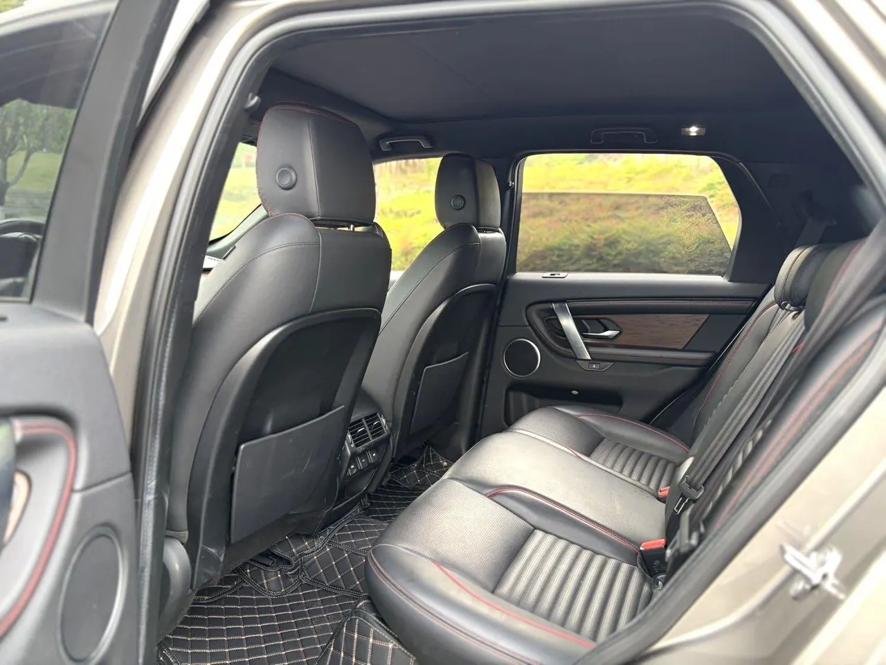 Land Rover 2021 Discovery Sports Edition 48V 2.0T 249PS R-Dynamic SE Performance Technology Edition 5-seat Automatic Gear 7