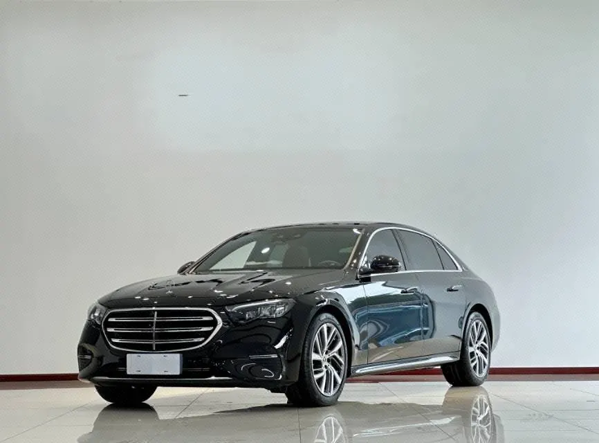 打开图片灯箱:Mercedes Benz E-Class 2025 model E 300 L 48V 2.0T Luxury Edition Automatic
