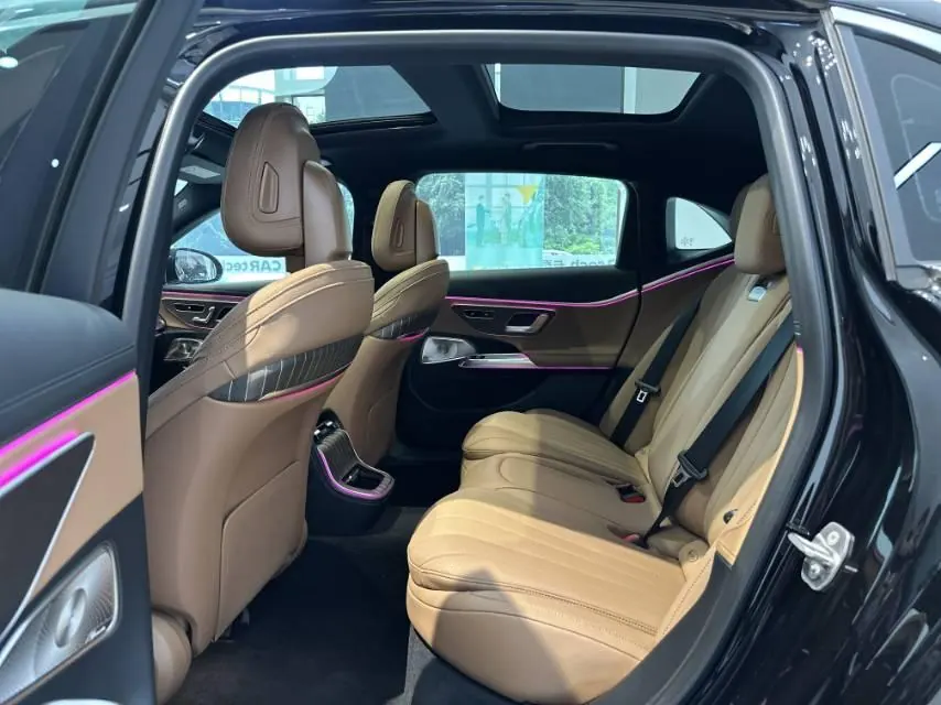 Mercedes Benz E-Class 2025 model E 300 L 48V 2.0T Luxury Edition Automatic 3