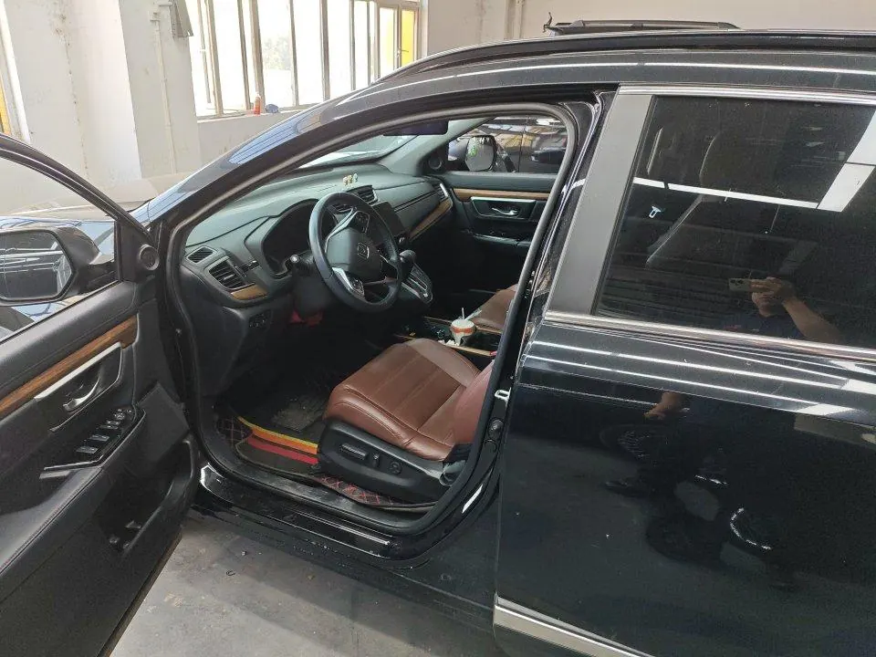 Honda 2021 CR-V 1.5T Stepless 240TURBO Two-Drive Fashion Edition Automatic Gear 3