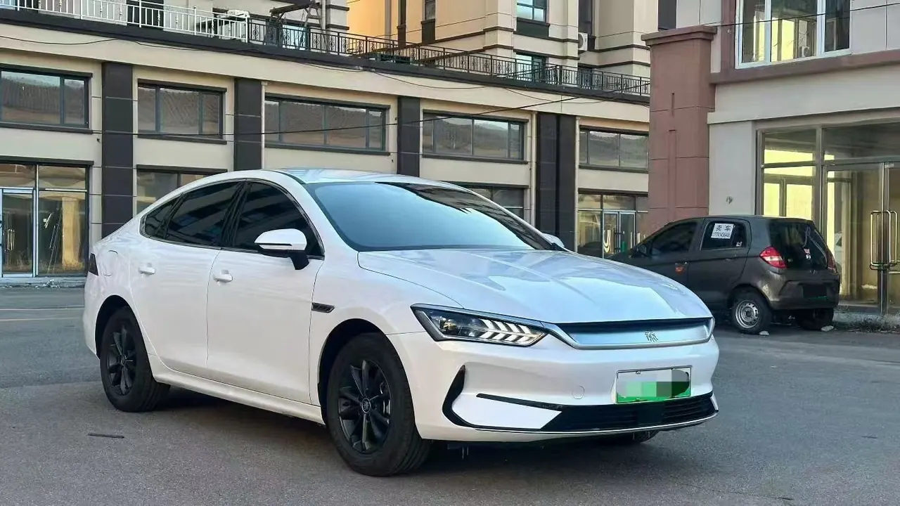 BYD 2024 Qin PLUS EV 510KM Glory Edition Leading Automatic Gear 2