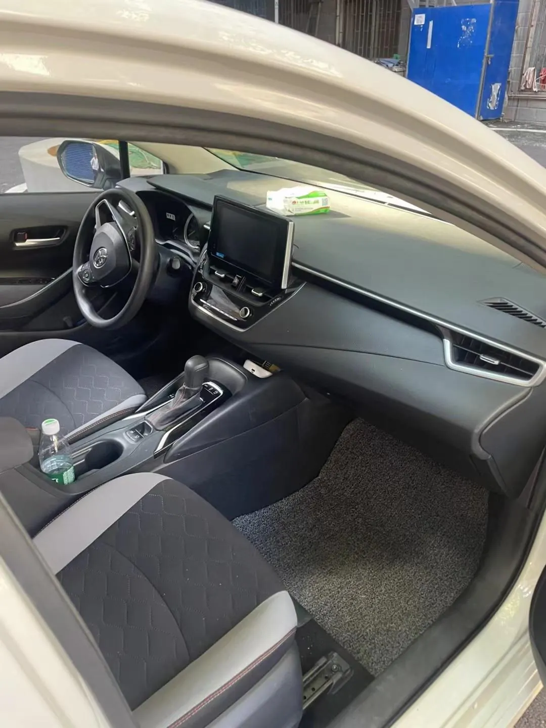 Toyota 2022 corolla 1.2T stepless pioneer PLUS version automatic gear 3