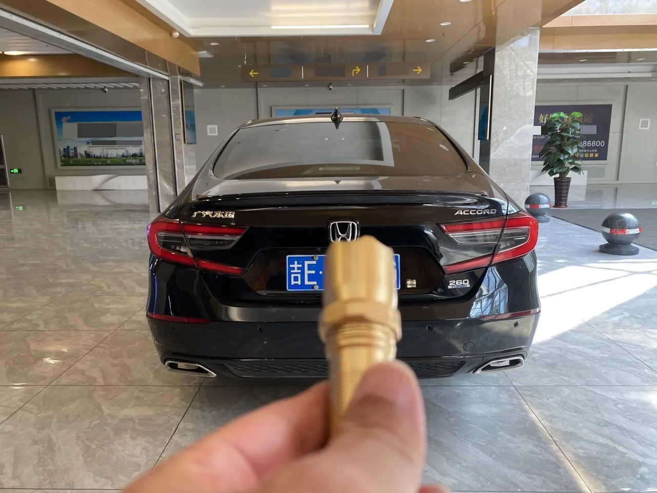 Honda 2022 10th Generation Accord 1.5T Stepless 260TURBO Magic Night Premium Edition Automatic Gear 4