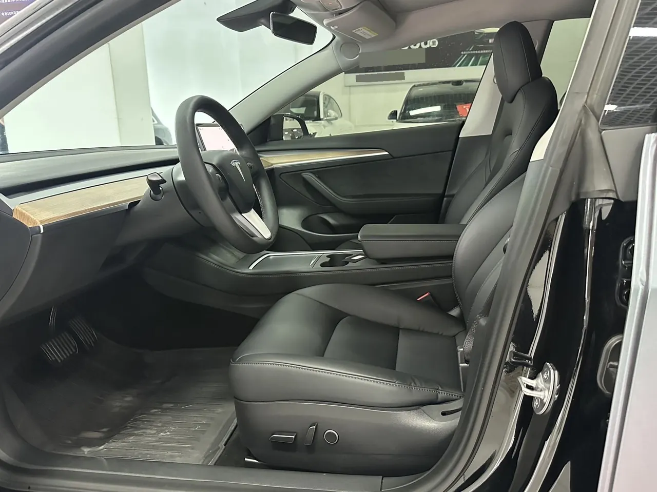 Tesla 2022 Model 3 rear-wheel drive version of automatic transmission 7