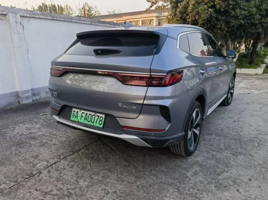 BYD Song PLUS New Energy 2022 Song PLUS DM-i 1.5 Stepless 110KM Flagship PLUS 5G Edition Automatic Gear 5