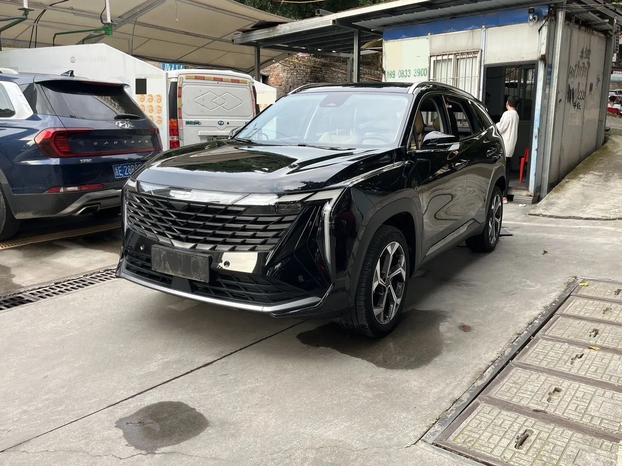 Открыть галерею: Geely 2023 Boyue L 1.5TD Honorable Automatic Transmission