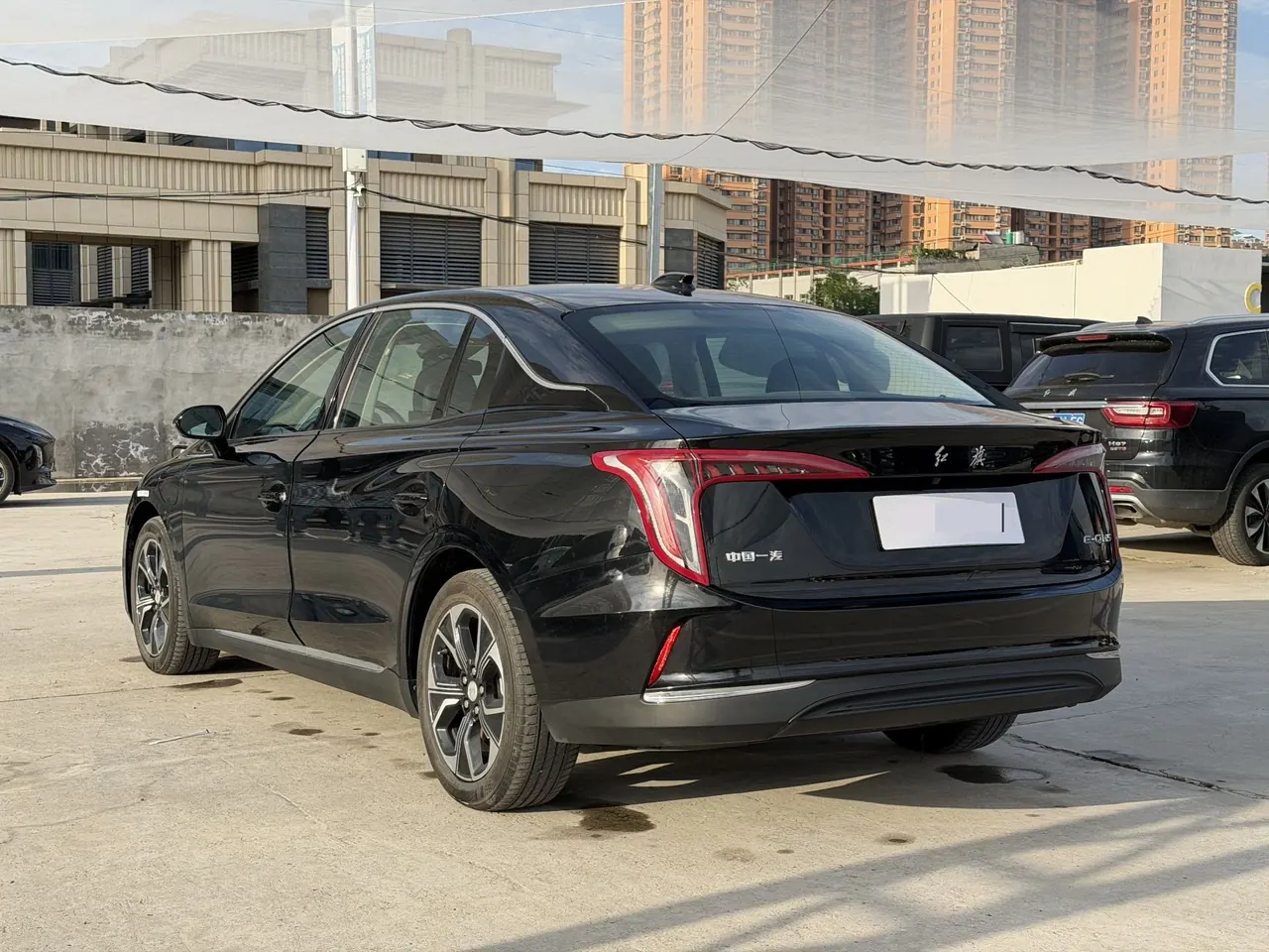HongQi 2023 E-QM5 Basic Travel Edition (Modified) Automatic Gear 9