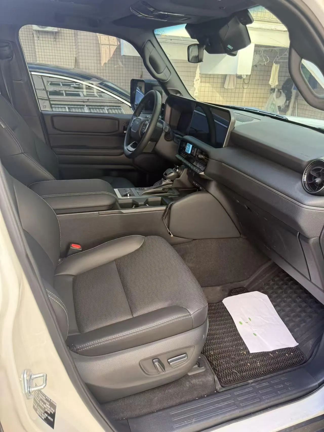 Toyota 2025 Prado HEV 2.4T all-around TX version 5-seat automatic gear 3