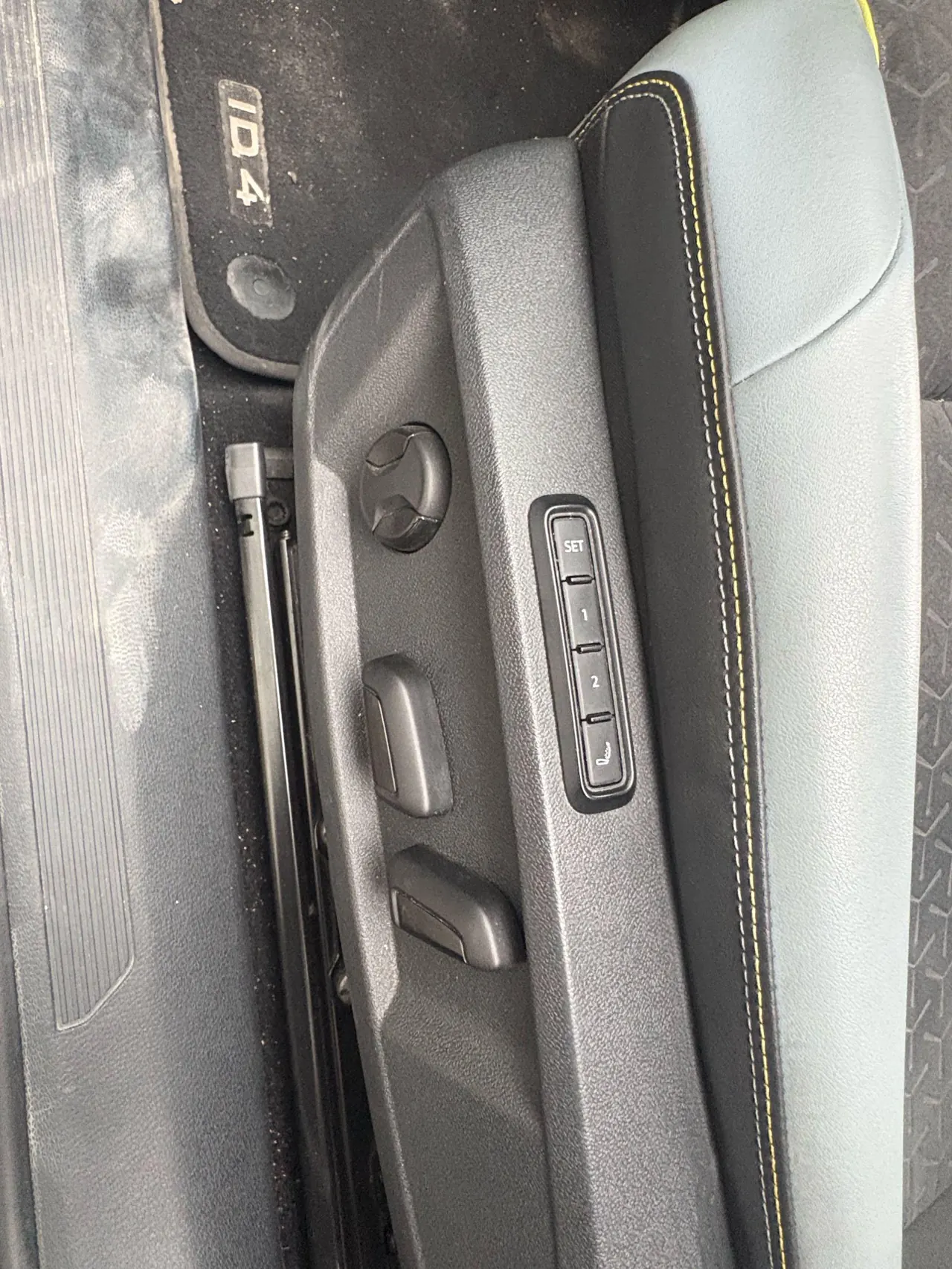 Volkswagen 2022 ID. 4 X Pure Long Endurance Edition Automatic Transmission 10