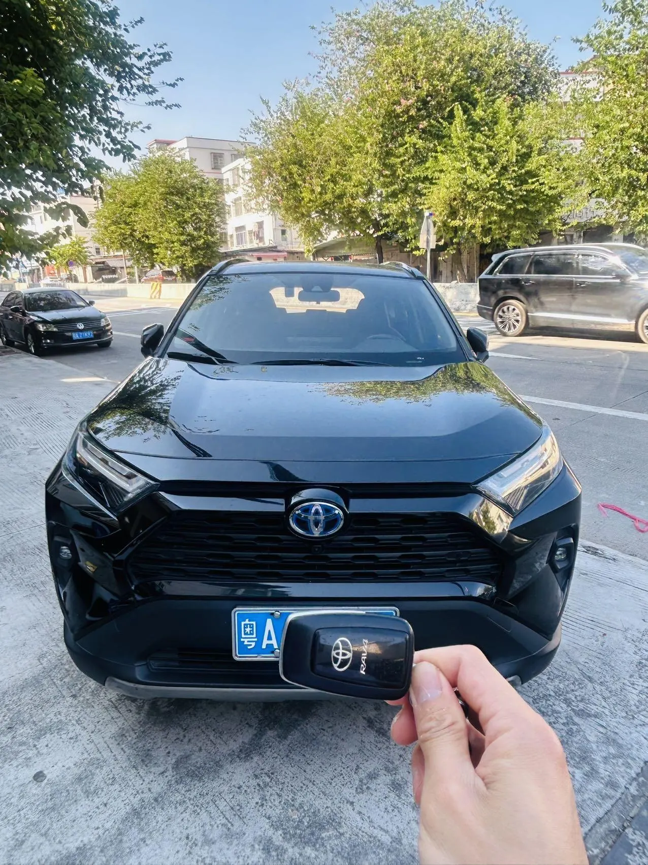Toyota 2023 RAV4 Rongfang Dual Engine 2.5 Stepless Two-Drive Elite Plus Edition Automatic Gear 2
