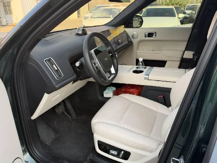 Li 2022 L9 1.5T Max Edition Automatic Gear 5