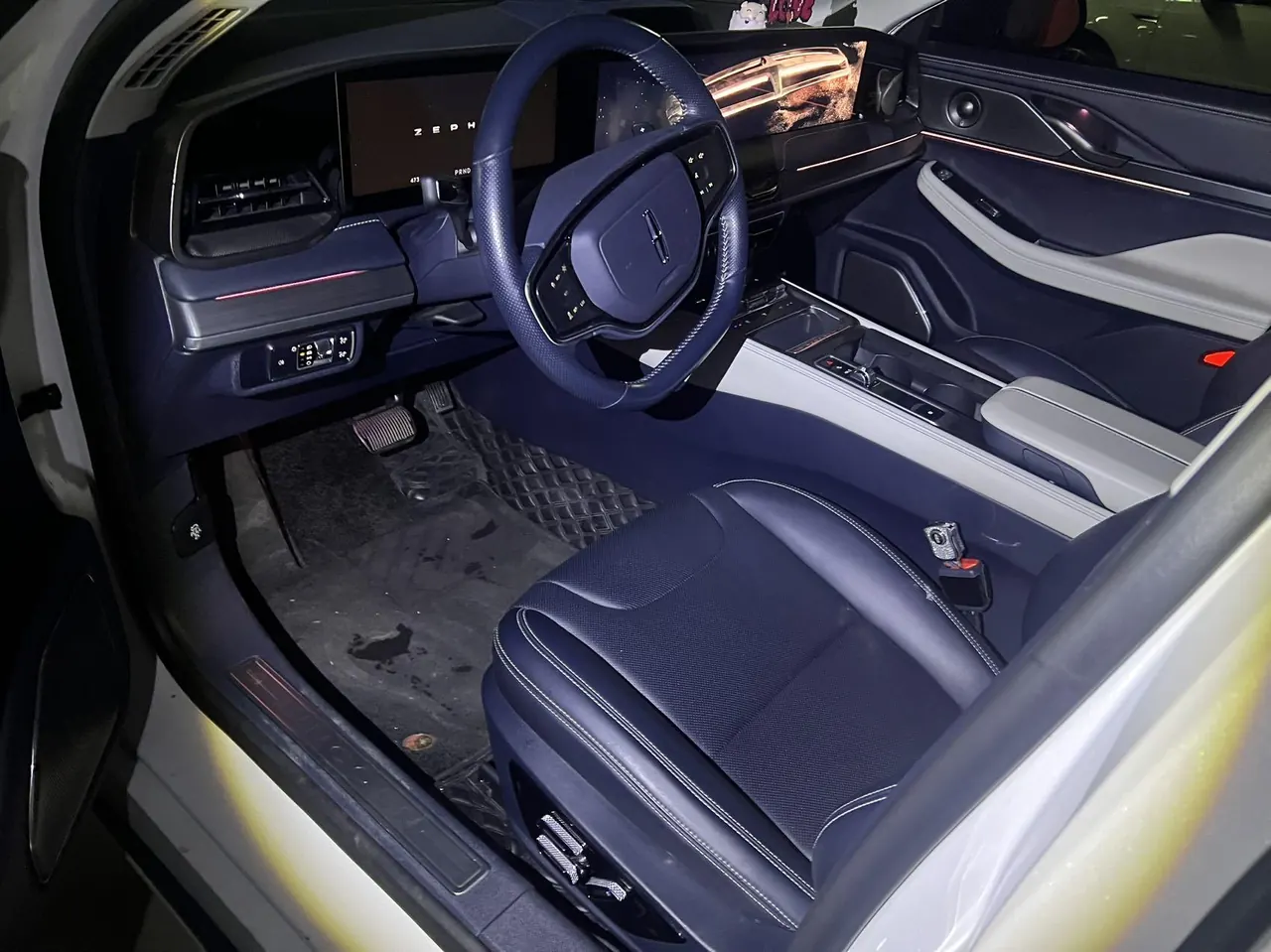 Lincoln 2022 Lincoln Z 2.0T I Cool Premium Edition Automatic Gear 2