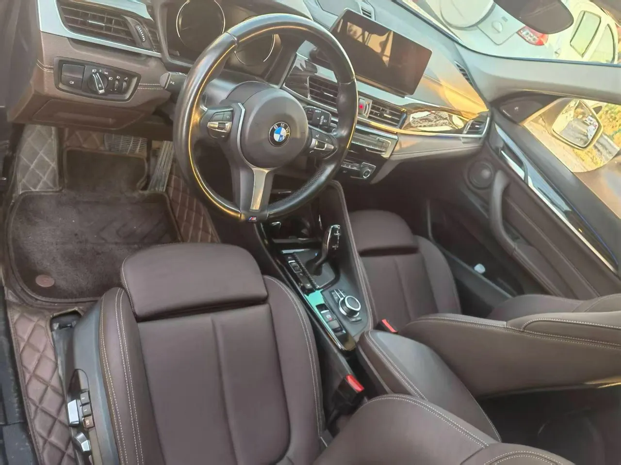 BMW 2022 X1 xDrive25Li 2.0T exclusive automatic gear 3