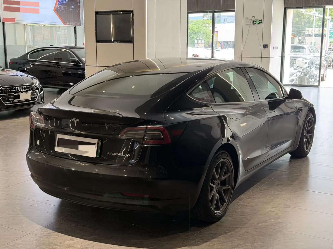 Tesla 2022 Model 3 rear-wheel drive version of automatic transmission 6