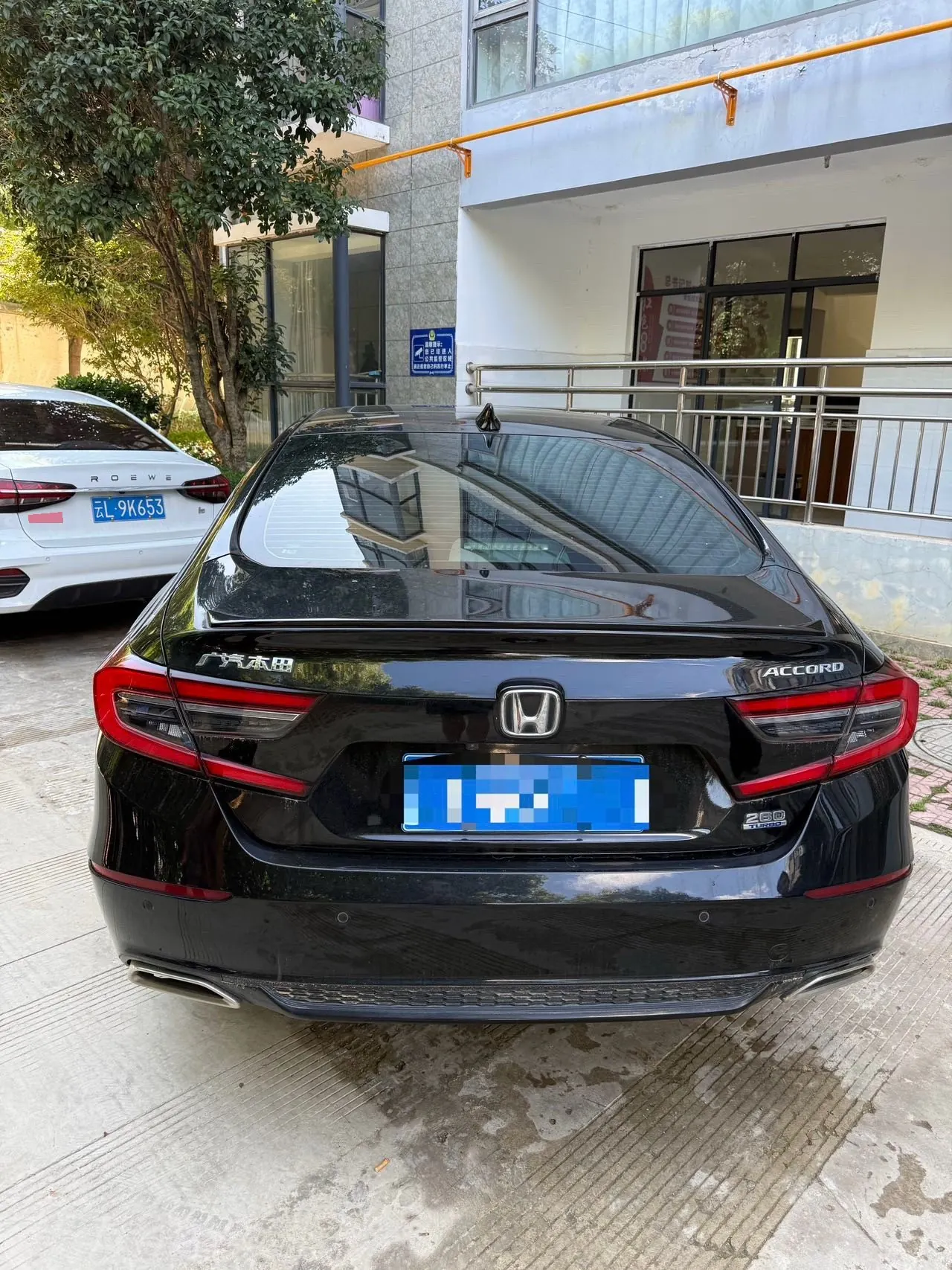 Honda 2022 10th Generation Accord 1.5T Stepless 260TURBO Magic Night Premium Edition Automatic Gear 2