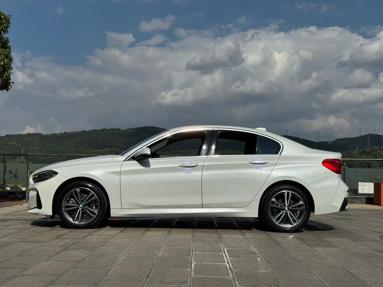 BMW 1 Series 2022 120i 1.5T M Sports Edition Automatic Gear 8