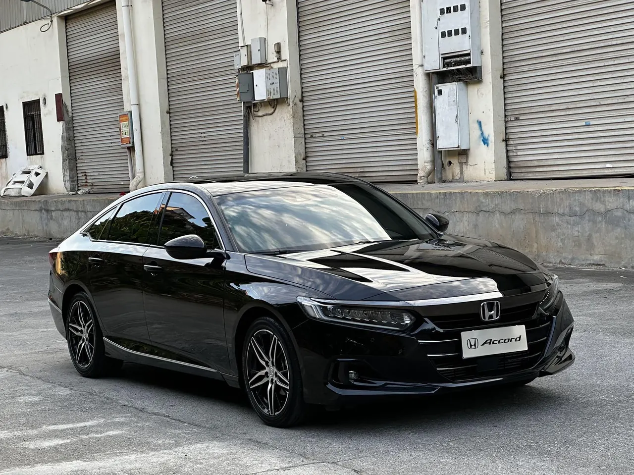 Honda 2022 10th Generation Accord 1.5T Stepless 260TURBO Magic Night Premium Edition Automatic Gear 3