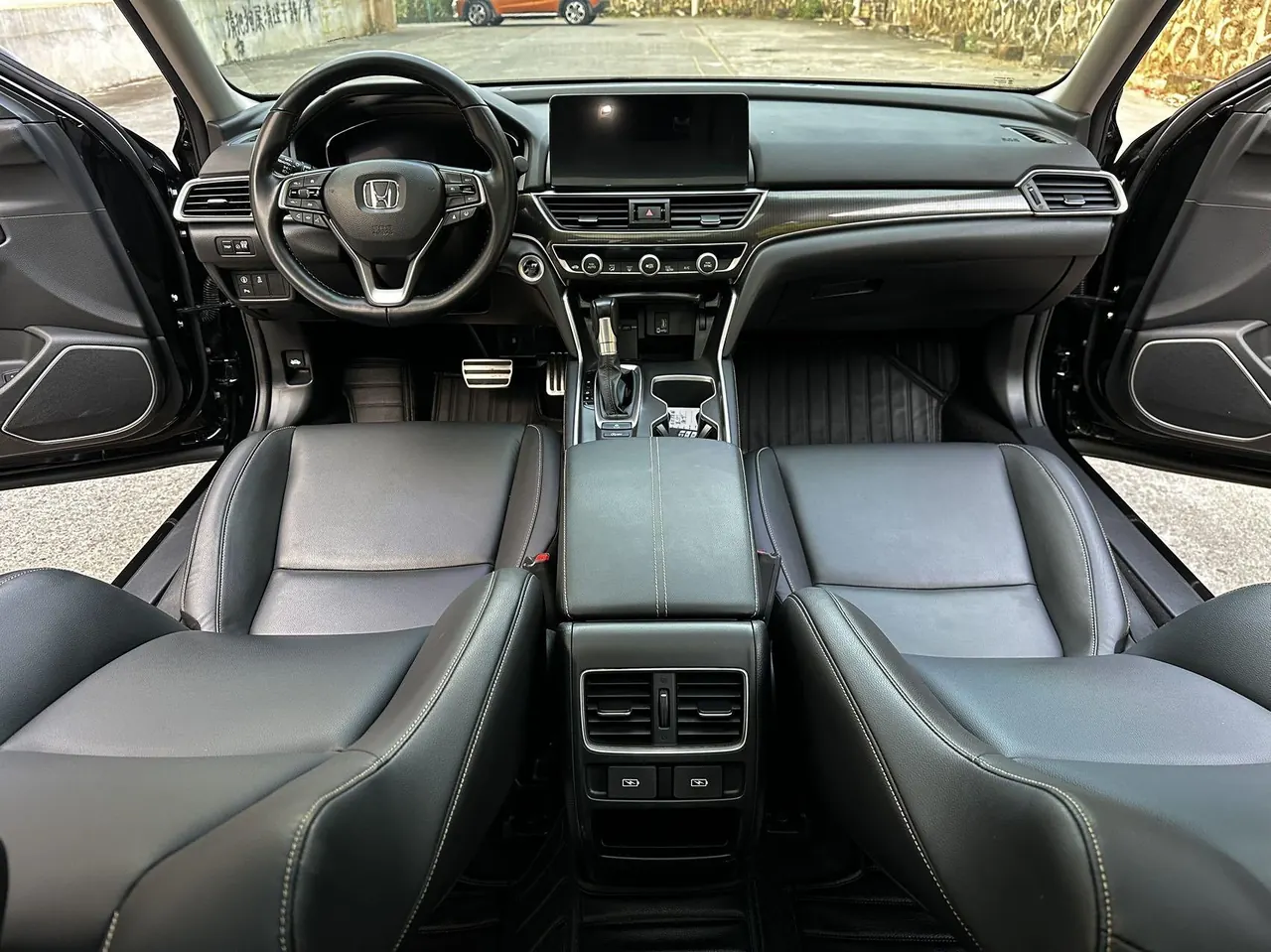 Honda 2022 10th Generation Accord 1.5T Stepless 260TURBO Magic Night Premium Edition Automatic Gear 6