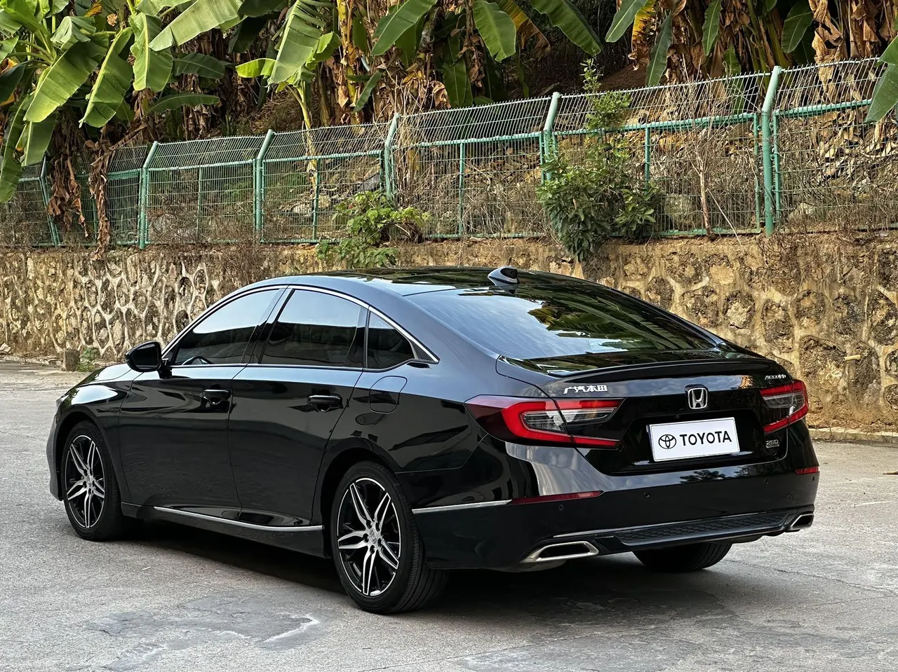 Honda 2022 10th Generation Accord 1.5T Stepless 260TURBO Magic Night Premium Edition Automatic Gear 9