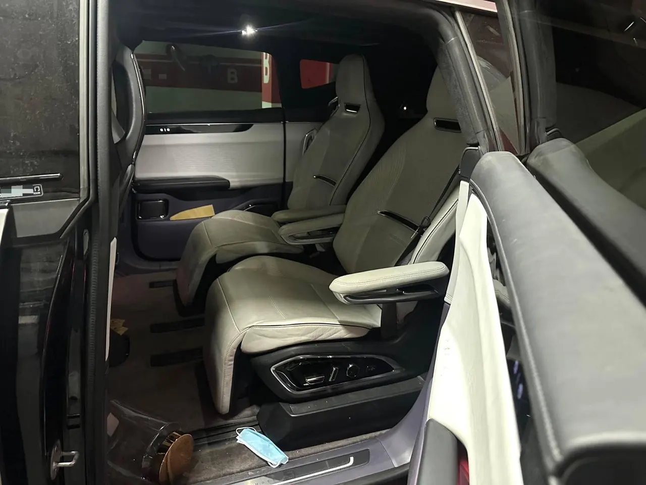 HiPhi 2021 HiPhi X Flagship 6-seat Automatic Gear 6